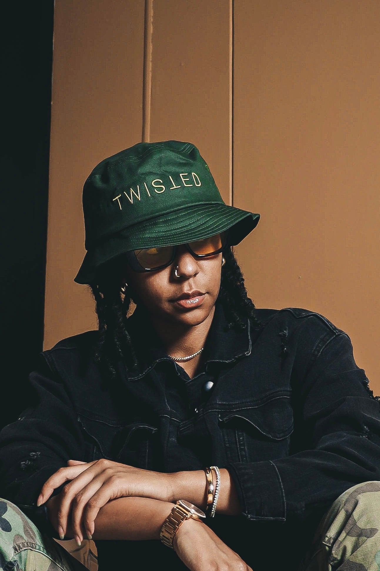 "TWISTED" Satin-Lined Bucket Hat