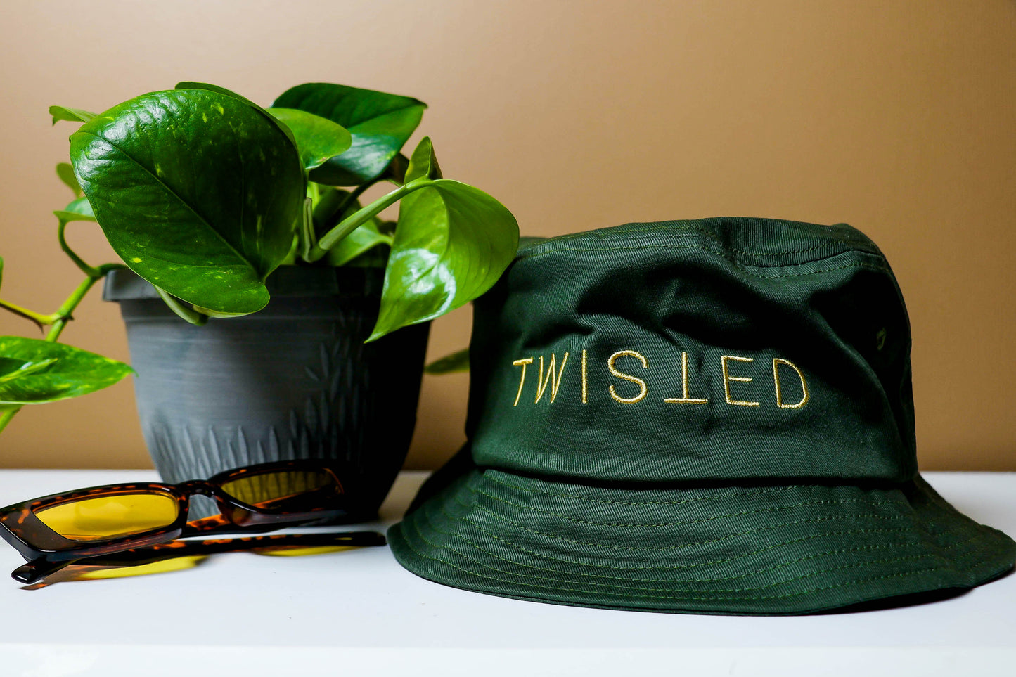 "TWISTED" Satin-Lined Bucket Hat